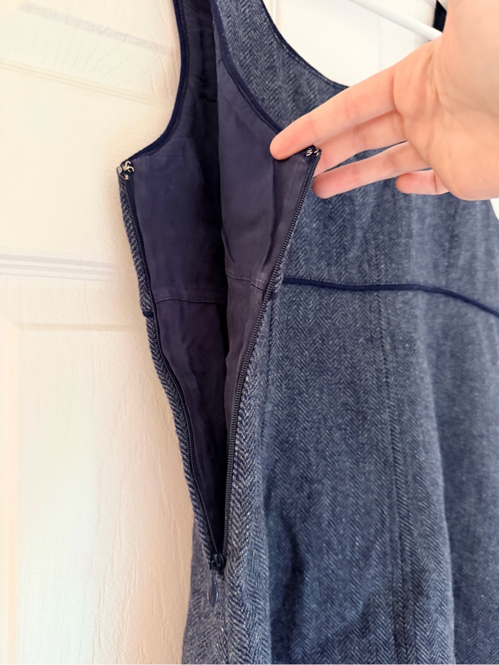 Vintage Aritzia Wilfred Navy Wool Herringbone Mini Dress Size S - Picture 6 of 7